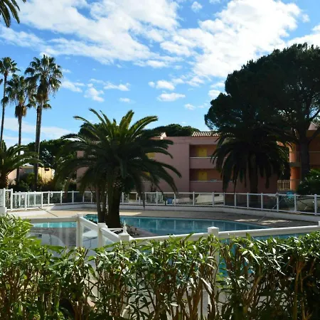 Golfe Juan, 2 Pieces, 4 Personnes - Fr-1-252-132 Apartment