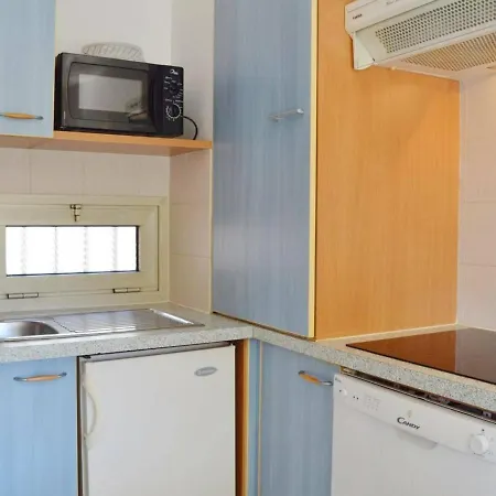 Apartment Golfe Juan, 2 Pieces, 4 Personnes - Fr-1-252-132 Vallauris